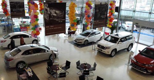 九成汽車經(jīng)銷商面臨寒冬，多地協(xié)會呼吁設(shè)立3至6月上牌過渡期以紓困